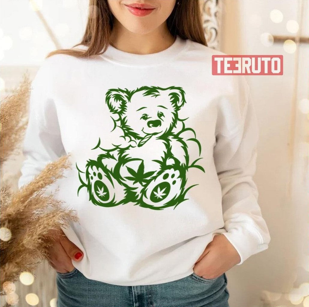 Cannabis Stoner Bear Smoking Bear Unisex T-Shirt
