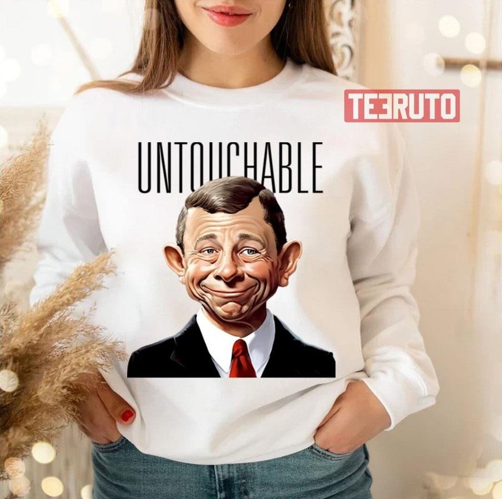 Chief Justice John Roberts Refusing To Speak To The American People Unisex Sweatshirt