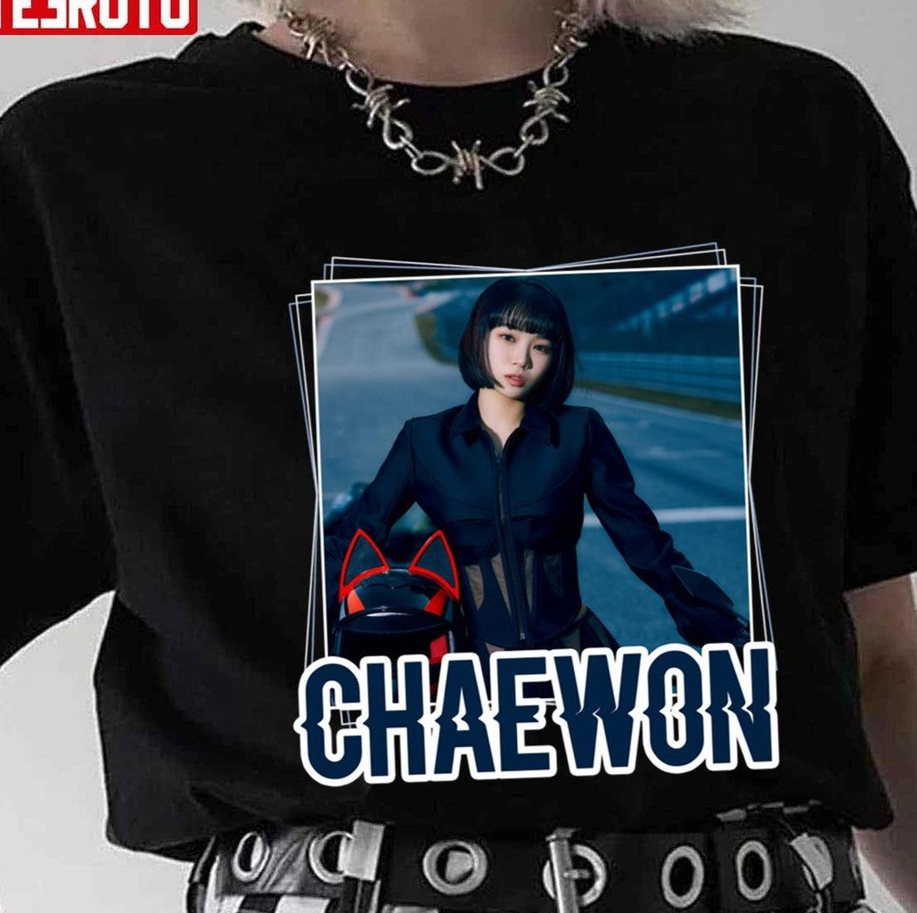 Chaewon Le Sserafim Unisex T-Shirt