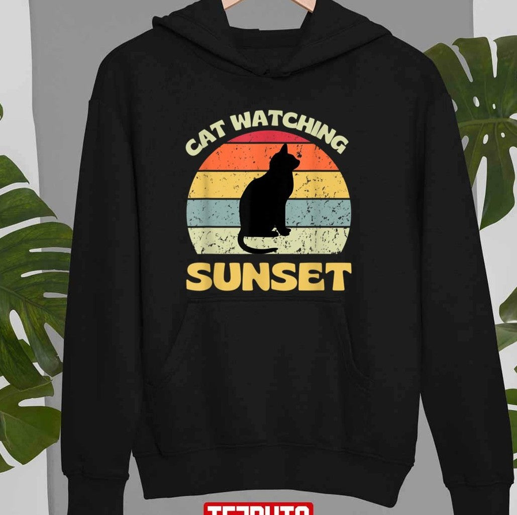 Cat Watching Sunset Vintage Unisex T-shirt