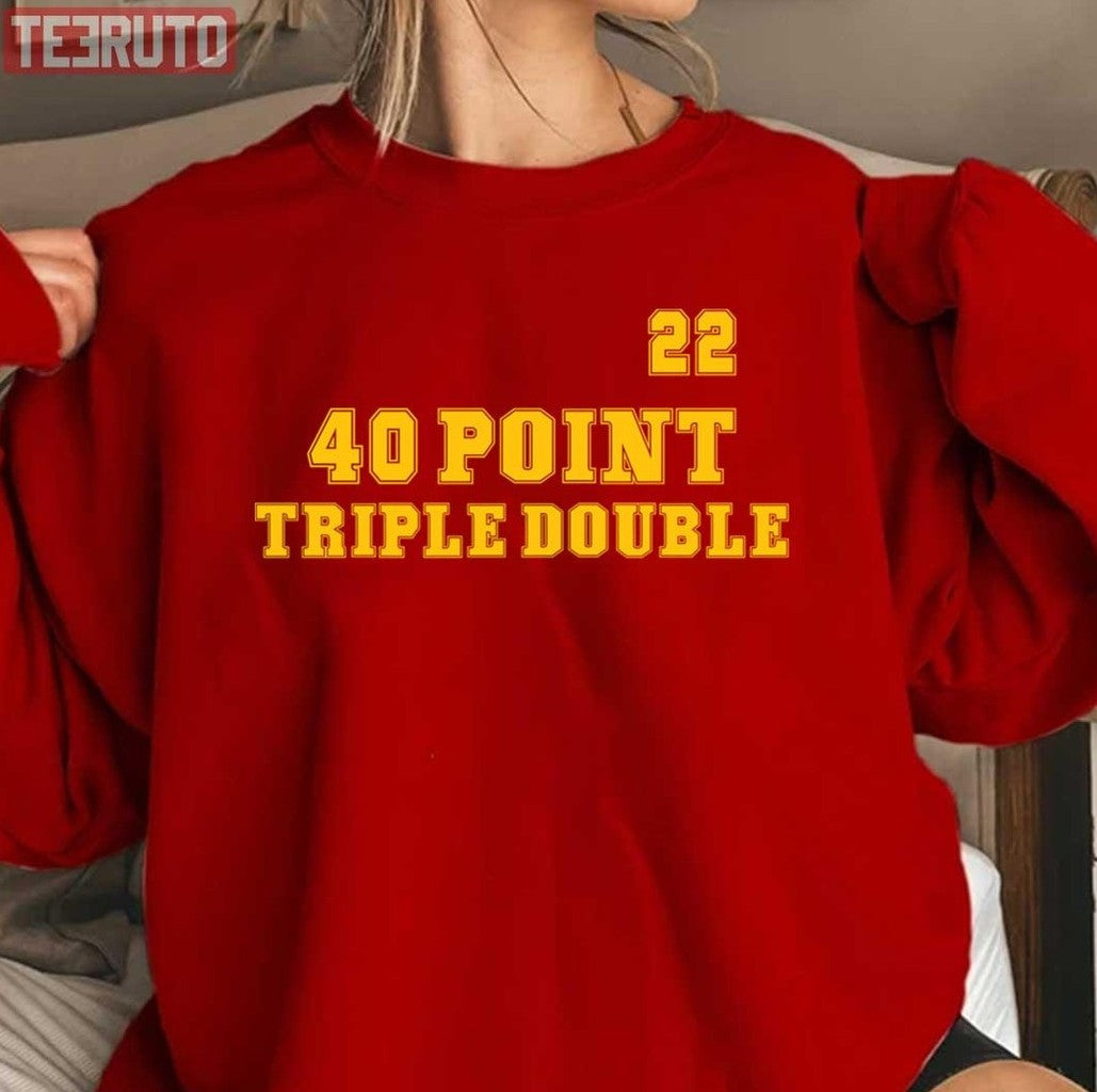 Caitlin Clark 22 40 Point Triple Double Unisex Sweatshirt